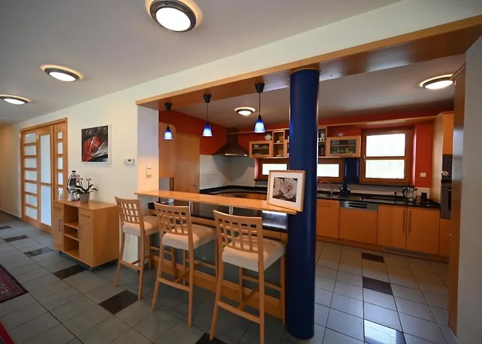 VILA ARCA, bazén, tenis Břeclav - vstup do Lednicko-valtického areálu UNESCO *